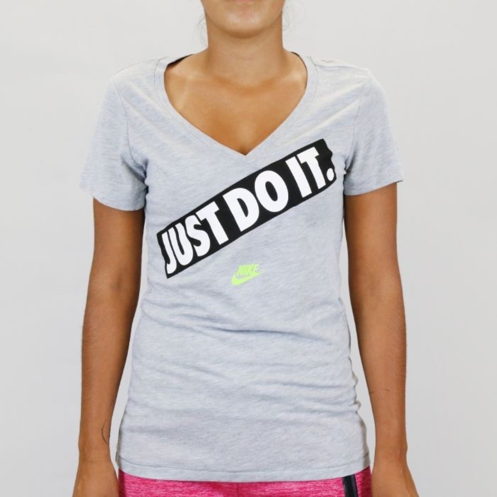 NWT Nike: Medium White Just Do It Logo Short Sleeve Round Neck Workout Tee - Picture 4 of 7